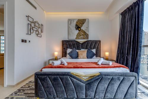 Allsopp & Allsopp - Sleek and Modern 2-Bedroom Apartment in West Avenue Dubai Marina - image 7
