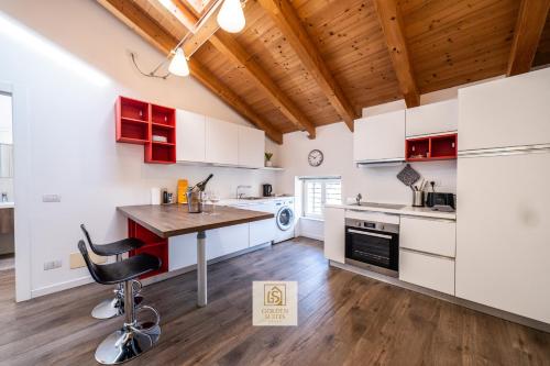 GoldenSuitesItaly I Trento Duomo Suite 1 in Trento