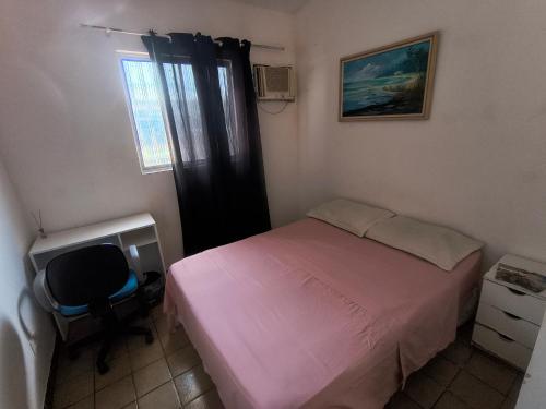 casa jota quarto com cama de casal e ar wc compartilhado - image 5