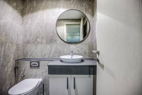 Allsopp & Allsopp - 1-Bedroom Apartment in Torch Tower Dubai Marina - image 12