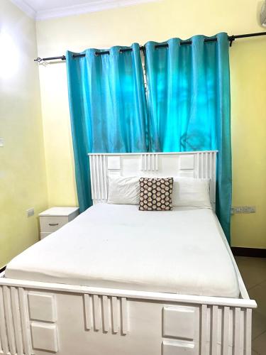 Affordable pearl Lulu Apartments with Fast WiFi in Dar-Es-Salaam