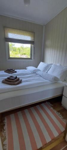 Arctic Cabin - Mellomgaard on southern Kvaløya #sauna & bbq hut on site!, Tromsø (foto 7)