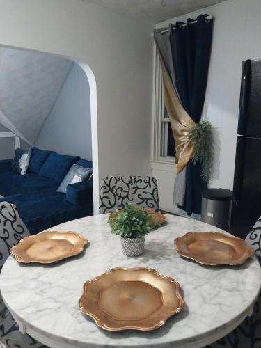 Lina's corner in พาวทักเกต (RI)