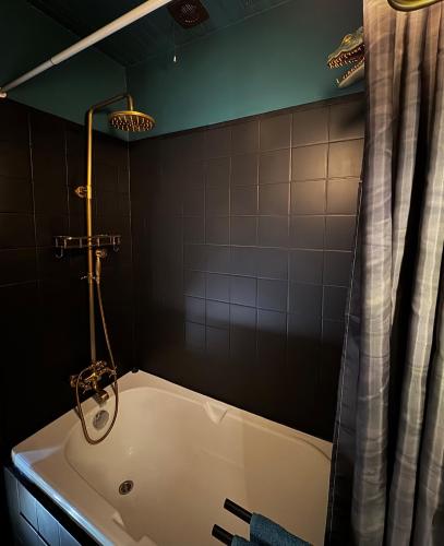 浴室, La Maison Des Maraudeurs, pour vrais sorciers in 希利馬紮蘭