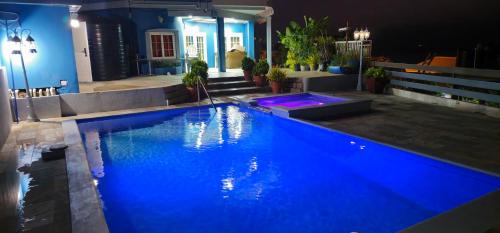 Ridge by the Sea in San Fernando