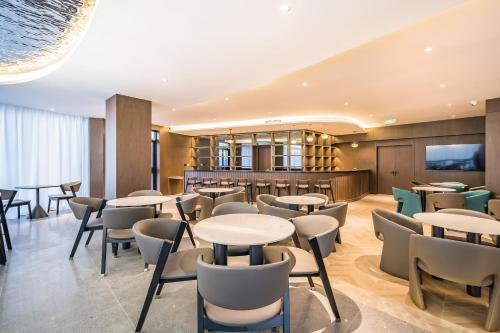 VYLUK Hotel Beijing Universal Studios-蔚徕酒店 北京环球影城店 in Universal Beijing Resort/Guoyuan/Tongzhou District