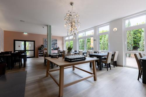 Étterem, Garner Hotel Oberhausen By IHG in Oberhausen Városközpont