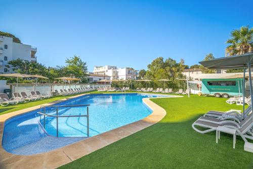 호텔 THB 마리아 이사벨 - 어른 전용 - 수영장