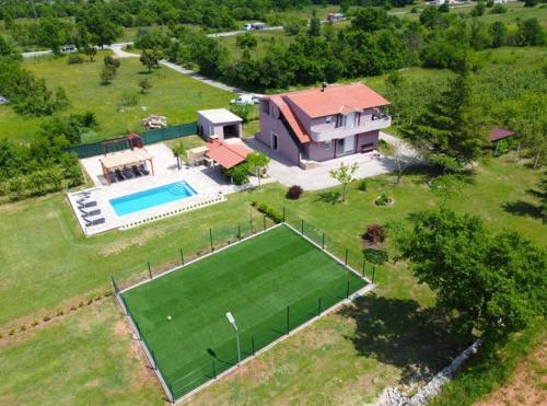 Viesnīcas āriene, Villa Dola with private pool in Ercegovci