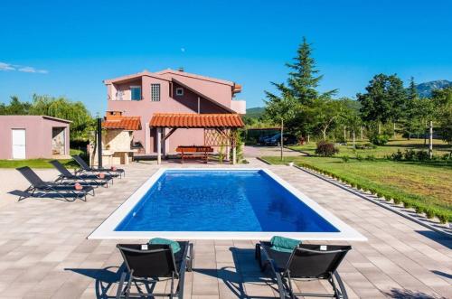 Villa Dola with private pool in Ercegovci