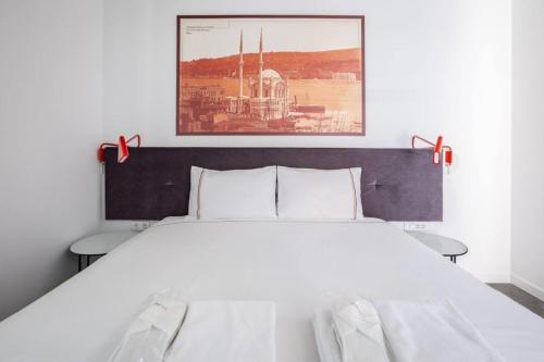 Stunning Serene 2BD1Bath Bosphorus Retreat! #400 - image 2