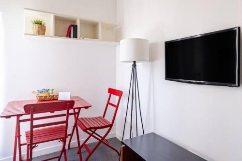 Stunning Serene 2BD1Bath Bosphorus Retreat! #400 - image 14
