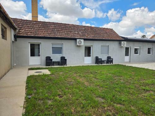 Zolax Apartmans in Feketic