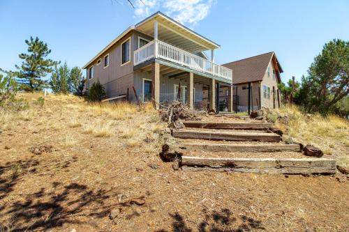 Firelit Nights By the Lake Cozy Show Low Retreat in Taylor (AZ)