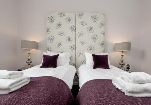 The Edinburgh Address - Castle View Apartment - image 6