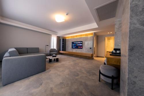 ONE Hotel in อัลบา ลูเลีย