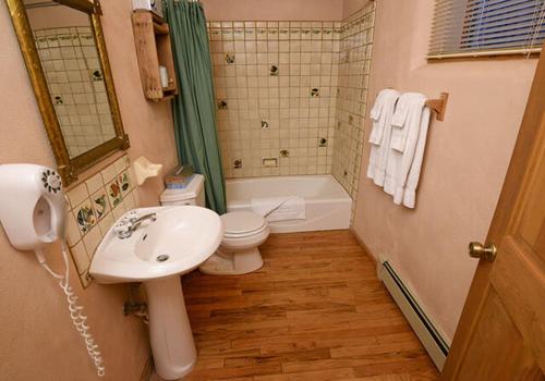 Casa Benavides Inn – Taos, NM