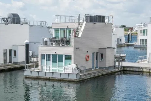 Ferienhaus Hausboot Olpenitz in Olpenitz, Deutschland