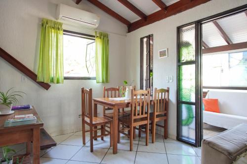 Casa delas Ilhabela in หาดอิตากวันดูบา