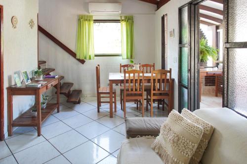 Casa delas Ilhabela in หาดอิตากวันดูบา