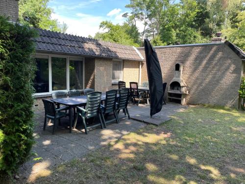 ระเบียง/ชานเรือน, Vakantiehuis Lochem in เฟอร์สไพรเดอ เฮาเชน เฮต เฟน เอน โกรเทอ เฟลด์