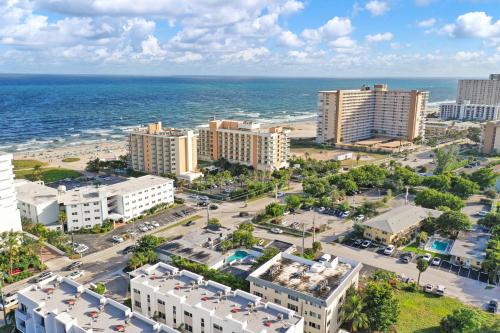 RA suites in Pompano Beach, USA