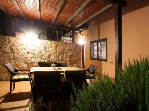 設施, 久布斯特公寓 (Apartments Jobst) in 韋拉盧卡