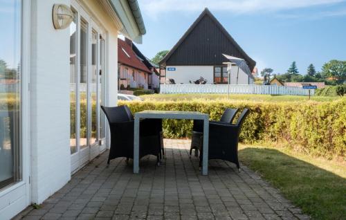  2 Bedroom Gorgeous Home In Gudhjem in Gudhjem