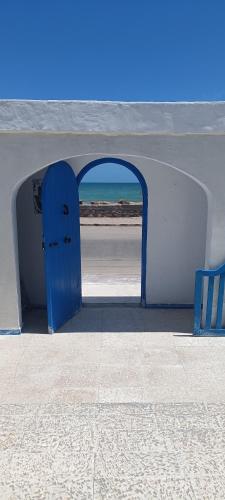 La Brise de Djerba, Villa de Charme en bord de mer à Al Jazira, Mezraya