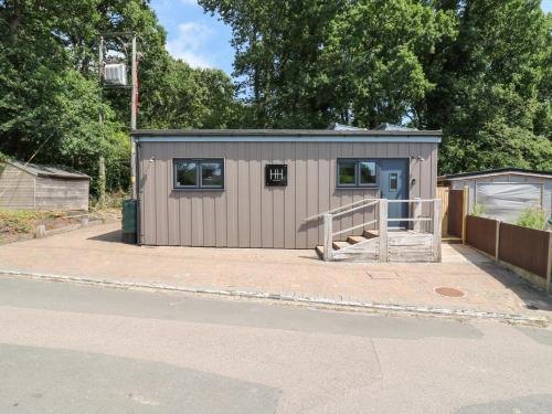 Hub House gîte à louer Three Oaks Railway Station
