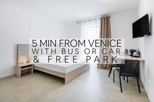 Appia Rooms Free Parking 10 min to Venice Easy Access, Venice