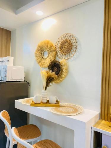 Cozy Vibes near MOA & NAIA AIRPORT with NETFLIX,MINIVIDEOKE,BOARDGAMES-DUXE4, Manila (photo 11)