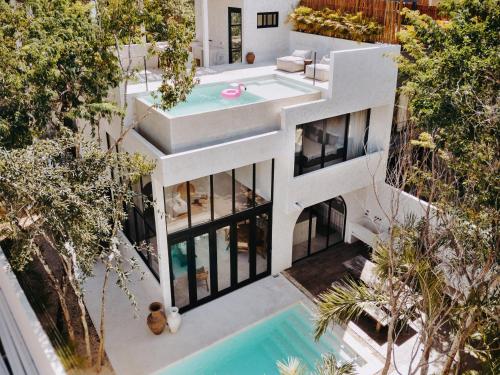 Casa Cielo Luxury Jungle Villa 3BR 2 Pools in Tulum, Mexico