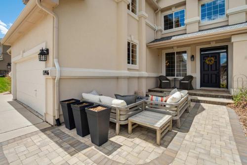 Highpoint Hills Great Views w Games & Fitness in Gleneagle (CO)
