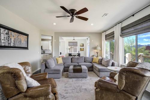 Highpoint Hills Great Views w Games & Fitness in Gleneagle (CO)
