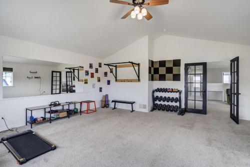 Highpoint Hills Great Views w Games & Fitness in Gleneagle (CO)
