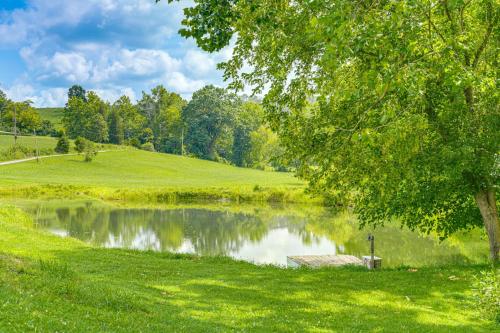 Rogersville Barn Apartment on 27 Acres with Pond! in Rogersville, USA