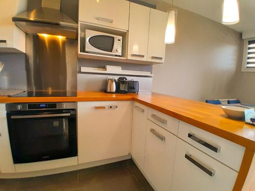 設施, Duplex lumineux, balcon, parking, plein centre in 邁松拉菲特