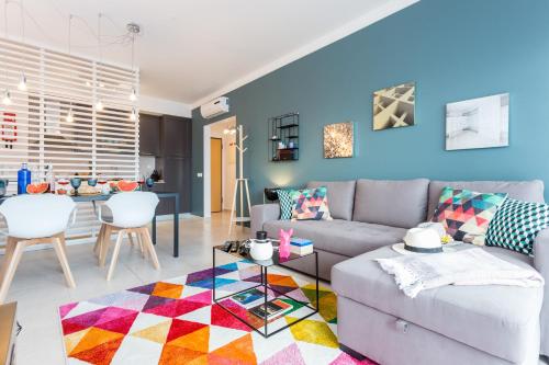  Tuga Penthouse, Unterkunft in Portimão
