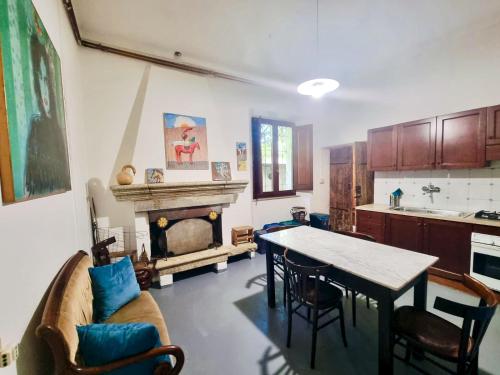 Casa Manconi in นูออโร