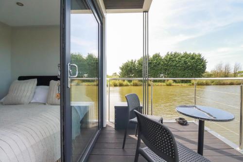 Exterior view, Riverside Exclusive Retreat in White Cross