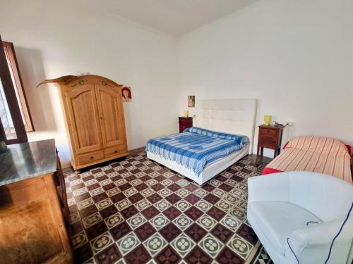 Casa Manconi in นูออโร