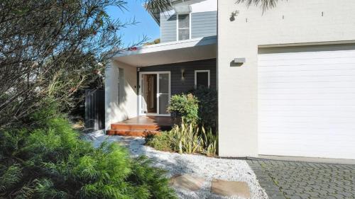 Azure House - image 5