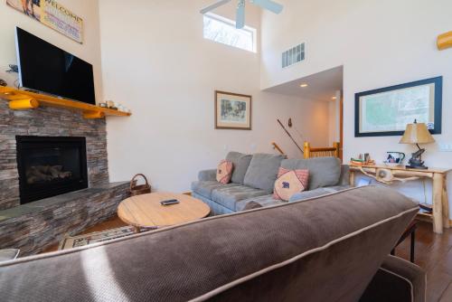 Hideaway Down Canyon #101 in Los Angeles