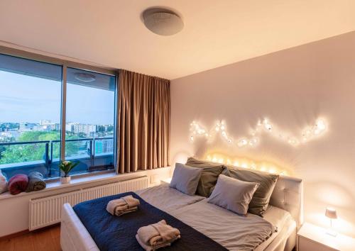 Modern 2-Bedroom - Fully Outfitted - Free Parking, Bratislava (foto 4)