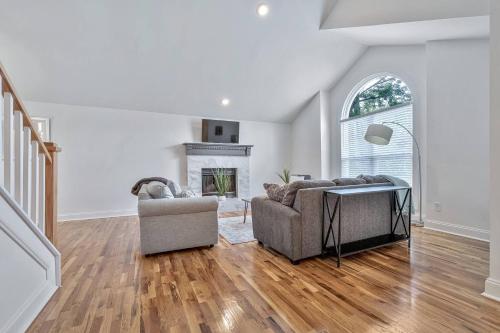 Patogumai, Nashville Nest: Renovated Retreat Near BNA in Anticoch (TN)