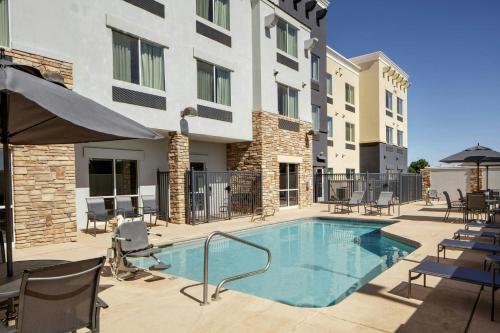 Fairfield Inn & Suites Clovis - image 8