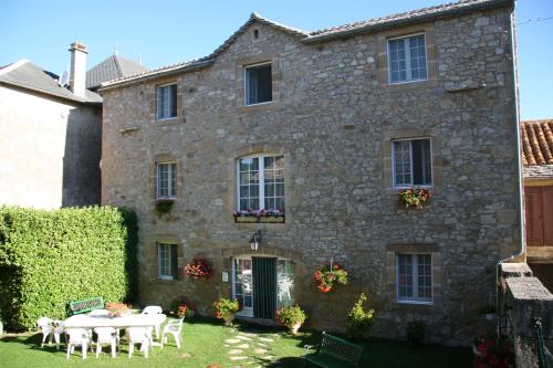 Chambres D’hôtes Lou Jassou - Chambre d'hôtes - Lapanouse-de-Cernon