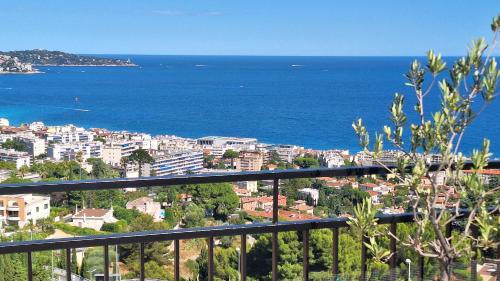Abbaye de Roseland le Lara chambre double avec roof top vue mer, Nice (photo 10)