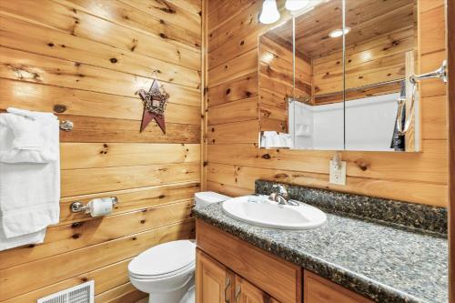Knotty Pine Delight Holiday home - image 11